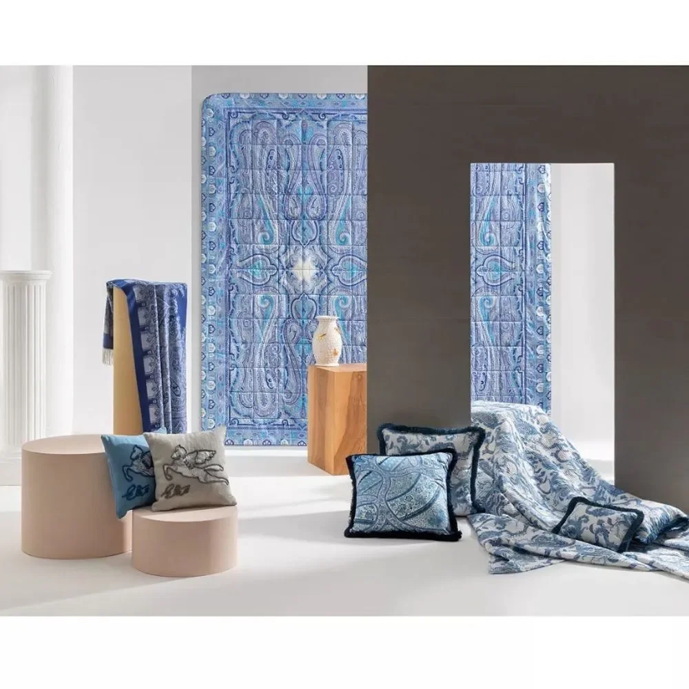 ETRO Home Loures Queen Quilted Bedspread, Paisley White & Blue, NWT